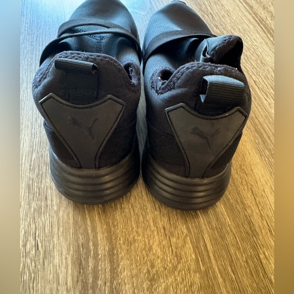 Women shoes - Picture 2 of 6